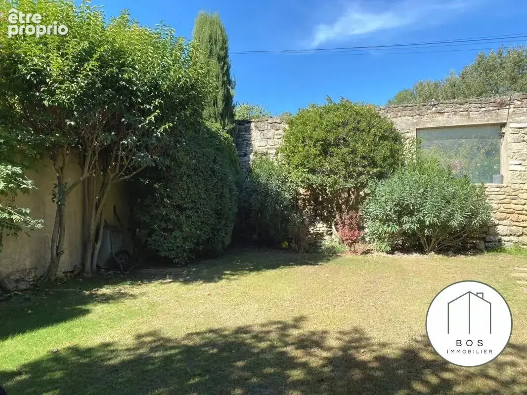 Bâtisse en pierres avec piscine - photo 12