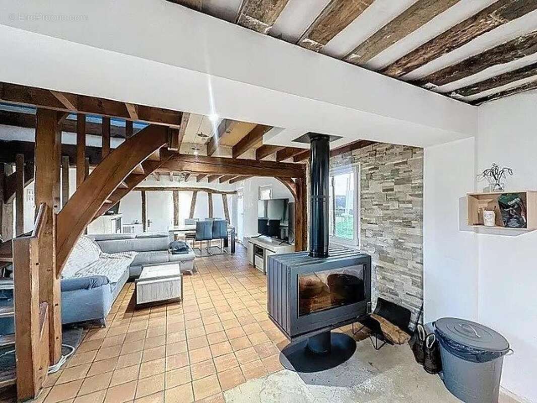 Photo 4 - Maison à BOISSEY-LE-CHATEL