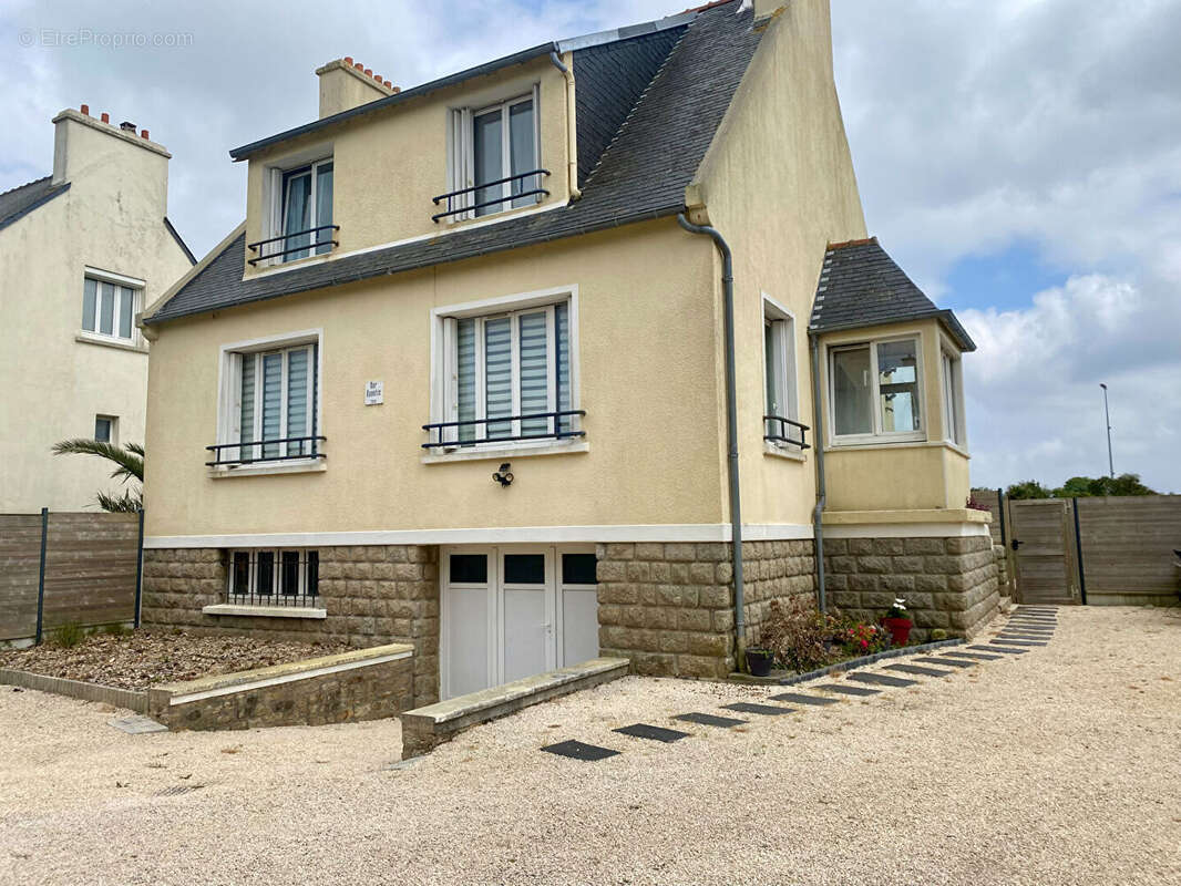 Maison à LANNILIS