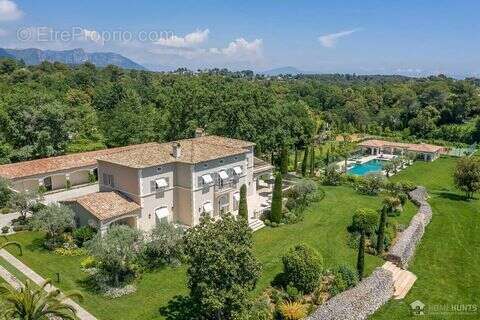 Maison à LA COLLE-SUR-LOUP