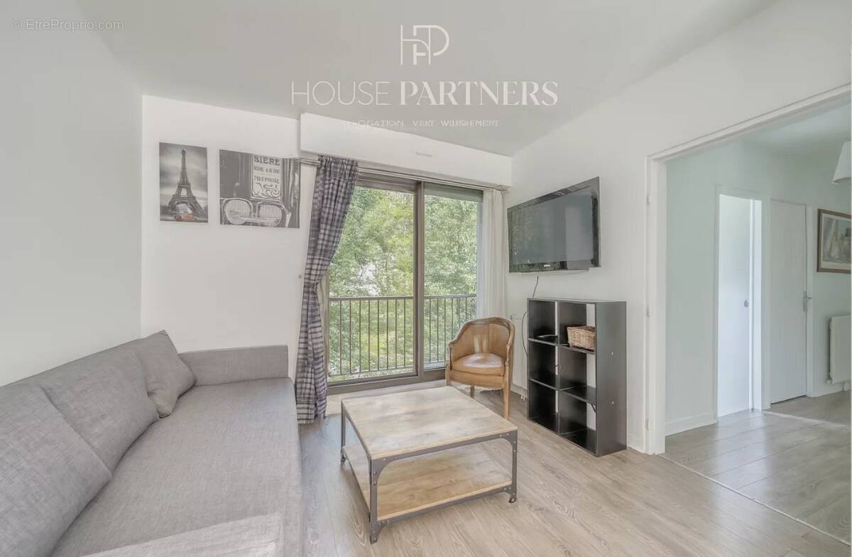 Appartement à LEVALLOIS-PERRET