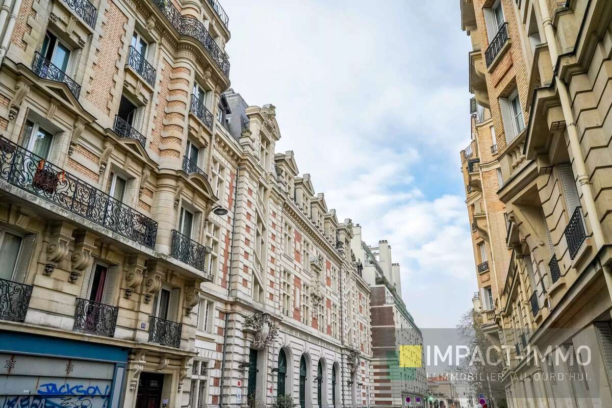 Appartement à PARIS-18E