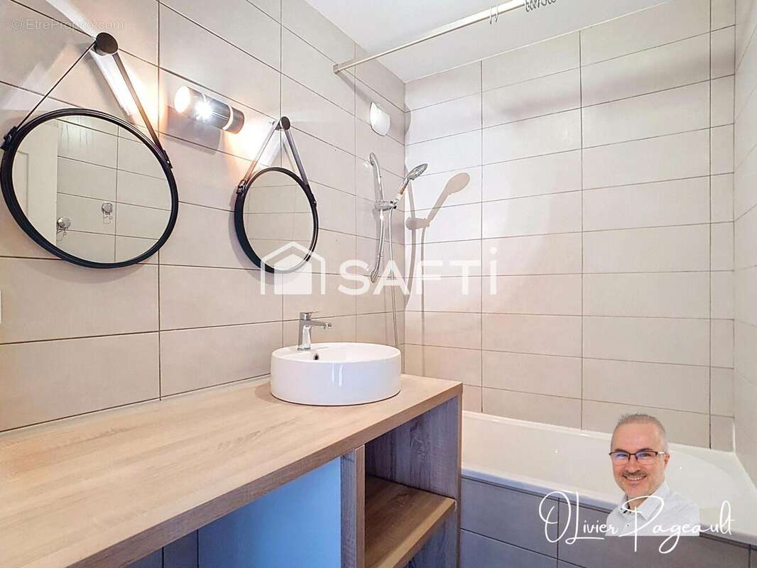 Photo 9 - Appartement à LYON-8E