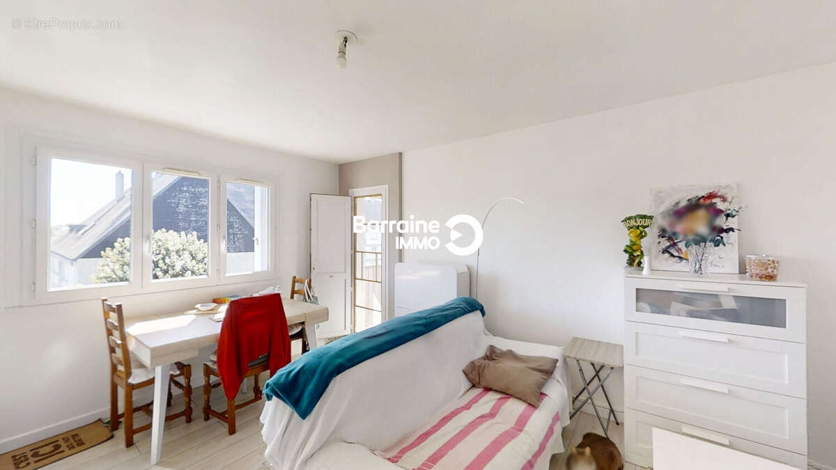 Appartement à LANVEOC