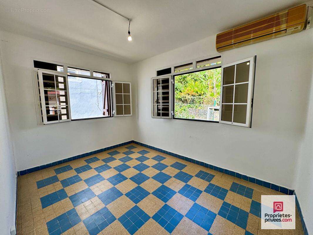 Maison à FORT-DE-FRANCE