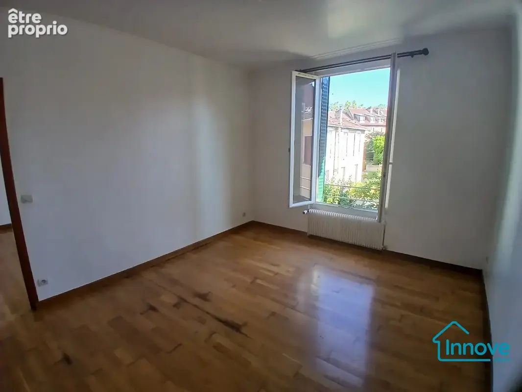 Appartement 40 m² à Versailles  - photo 5
