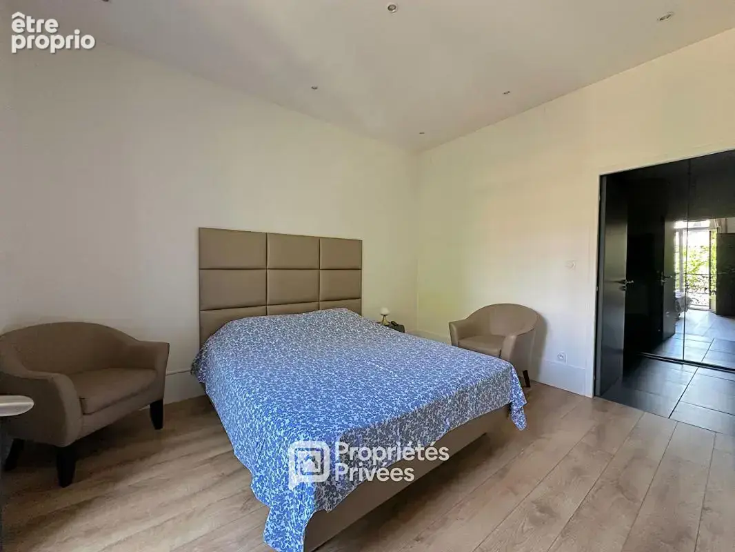 Appartement de standing 4 pièces 85 m2 avec balcons, cave et grenier - photo 16