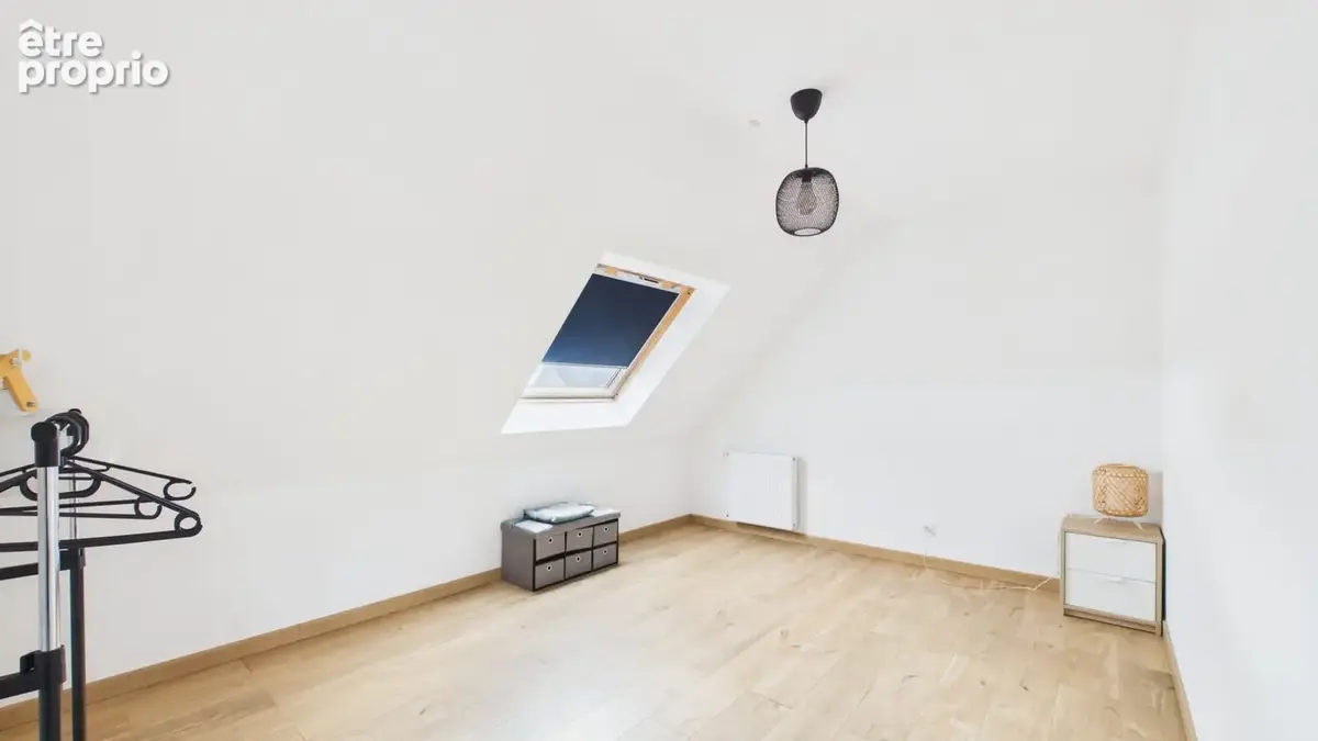 Maison 6 pièces 111 m² à vendre à Saint-Martin-Des-Champs (29600) - photo 4