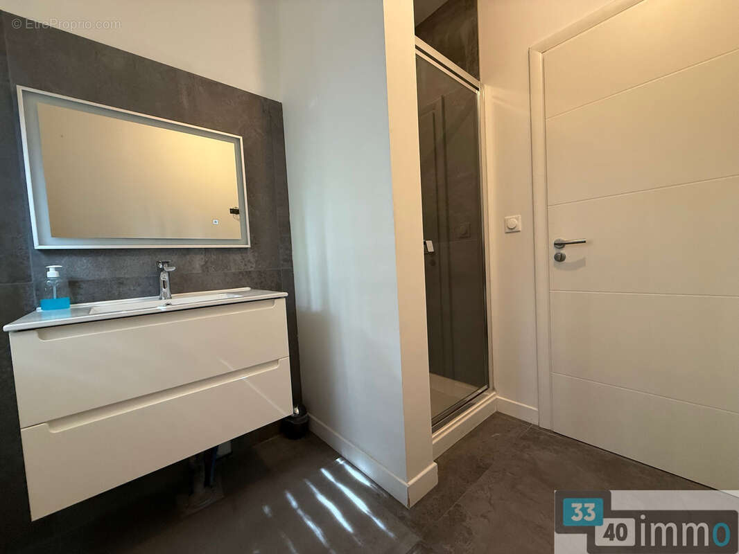 Ensemble villa 210 m2 + maison 75 m2 a salles - photo 17