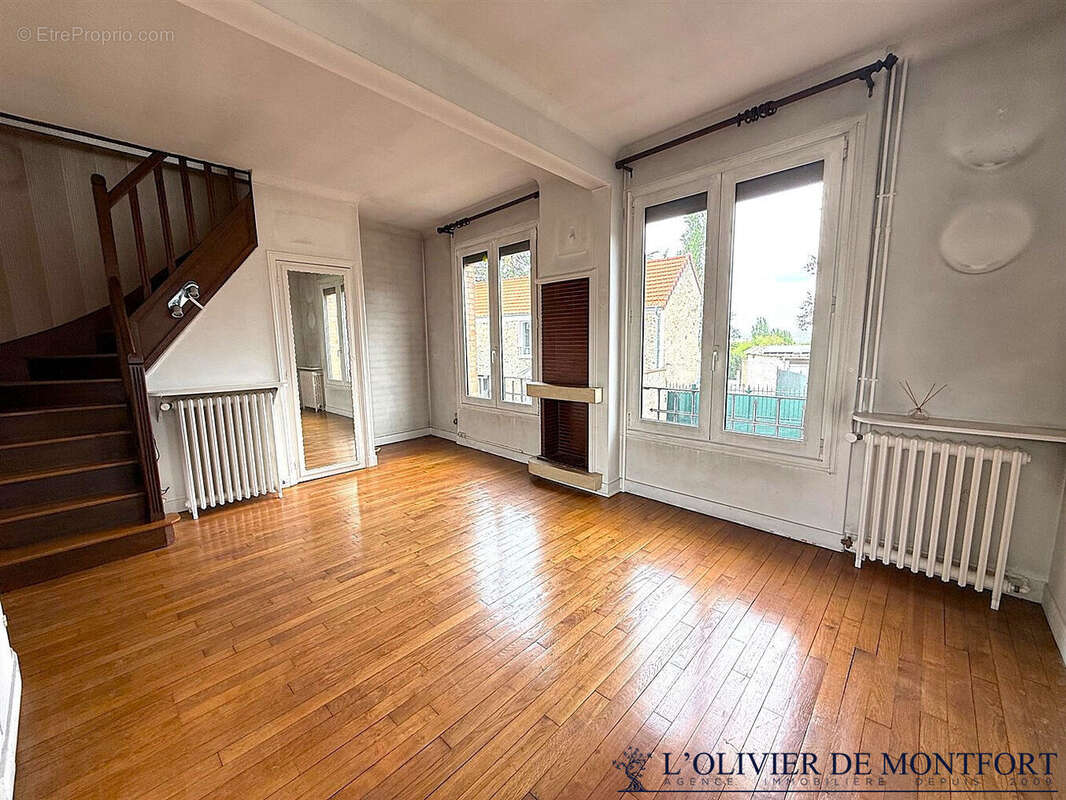 Maison à MONTFORT-L'AMAURY