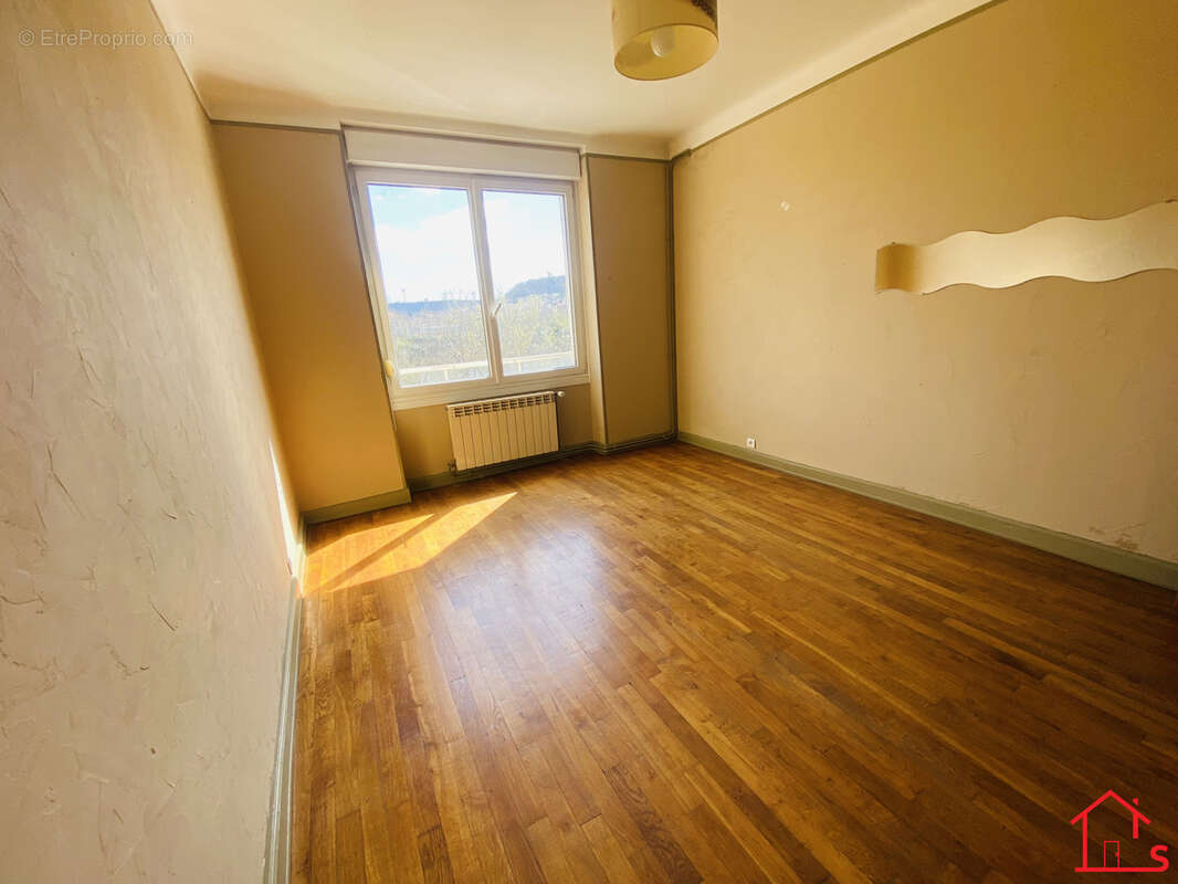 Appartement à POMPEY