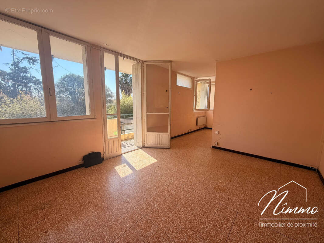 Appartement à NIMES