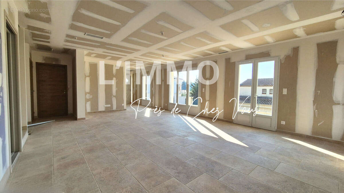 Maison à LA BOUILLADISSE