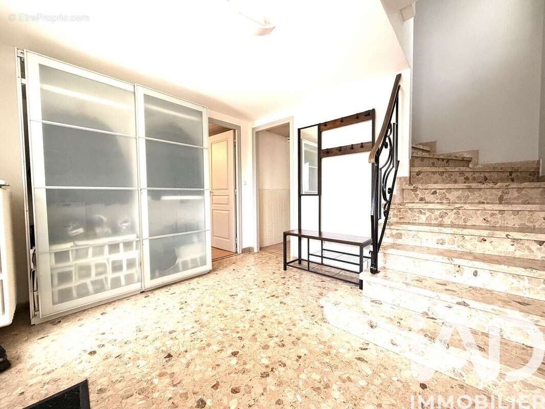 Photo 5 - Maison à CHAMPS-SUR-MARNE