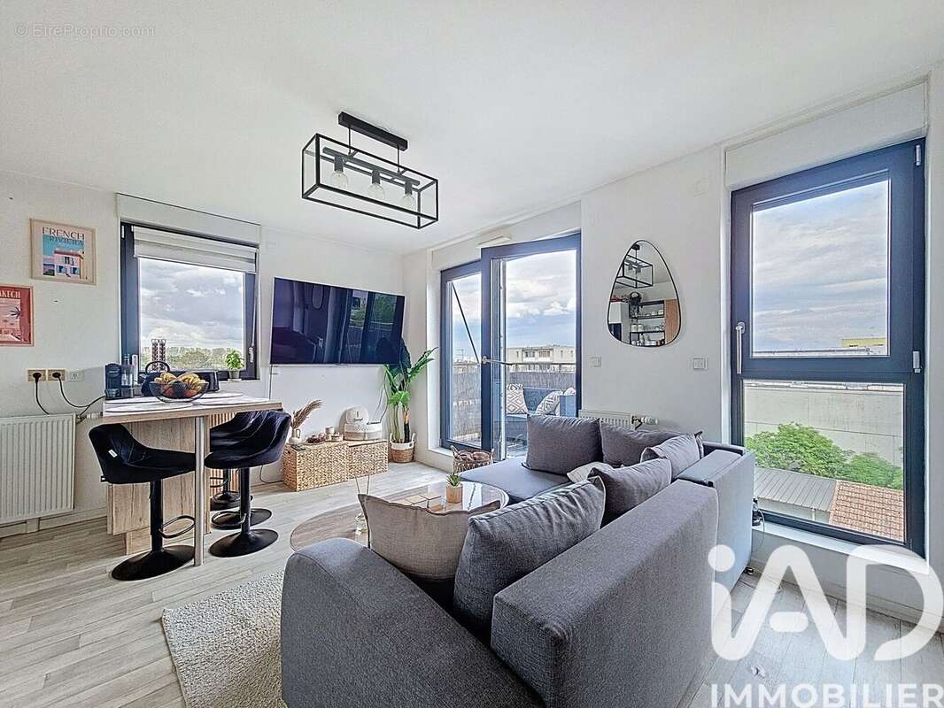 Photo 2 - Appartement à VITRY-SUR-SEINE