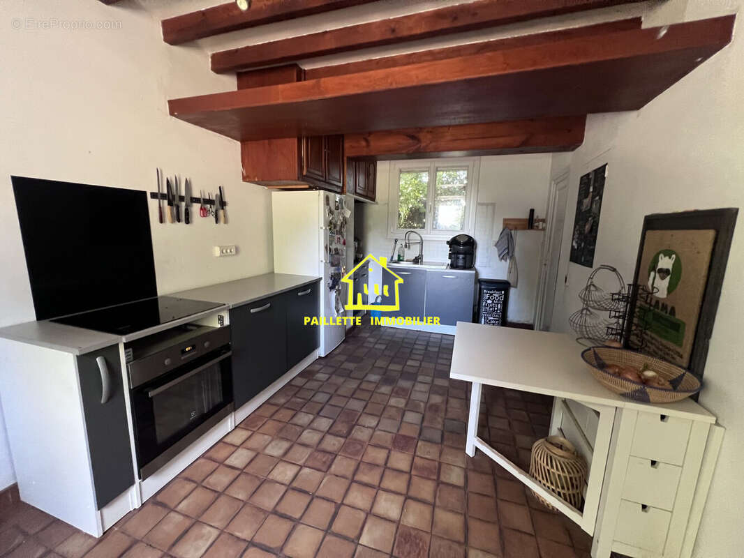 Maison 177 m² à Saint-Romain-De-Colbosc  - photo 3