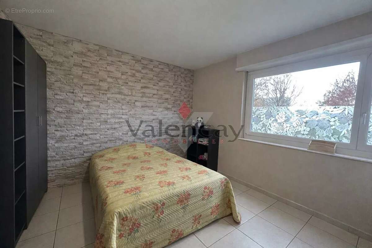 ILLZACH, beau 4 pièces- 2 chambres  avec balcon et ascenseur- Vente interactive - photo 4
