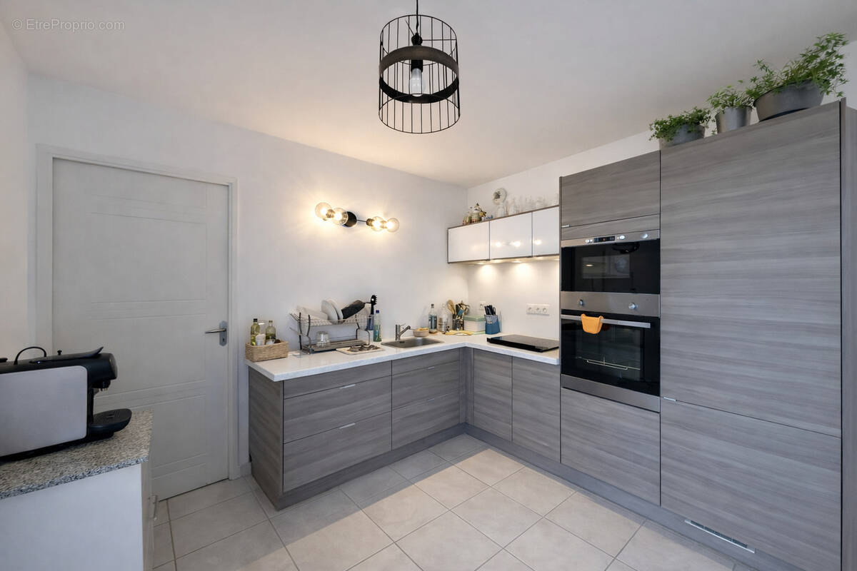 Appartement à SAINT-ETIENNE