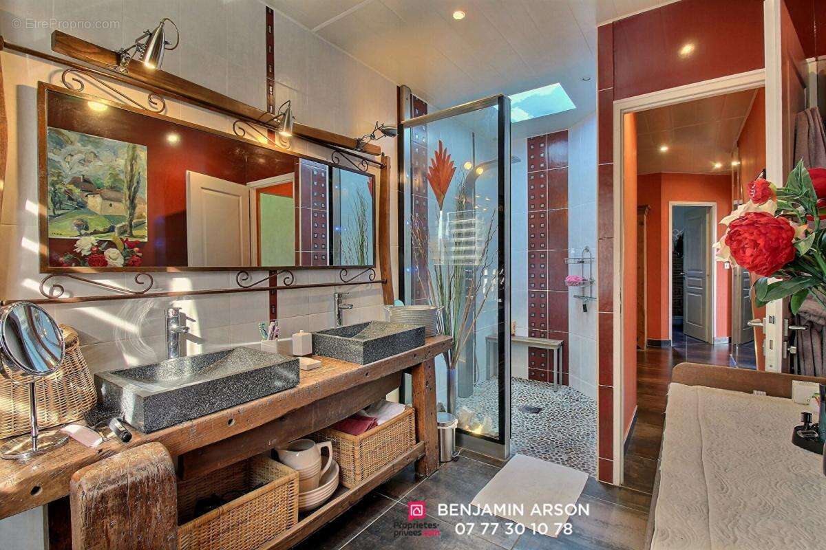 Maison à LE BOURGET-DU-LAC