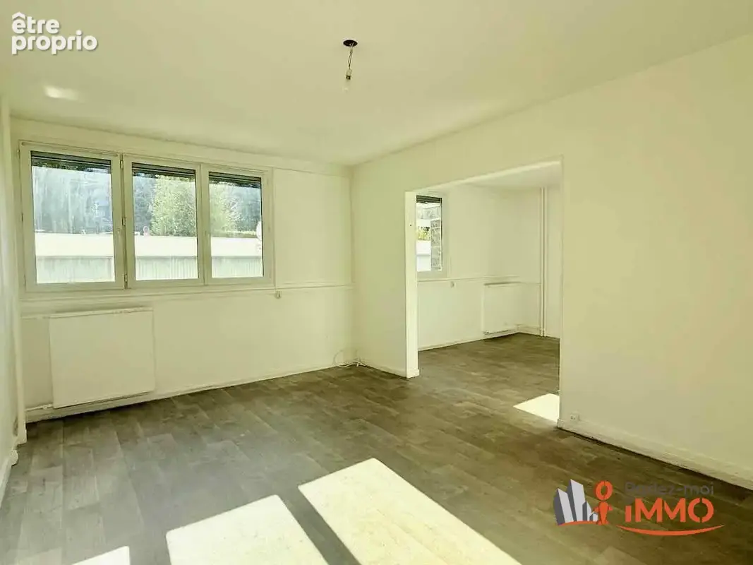 Appartement 4 pièces 81 m² à vendre à Saint-Etienne (42100) - photo 2