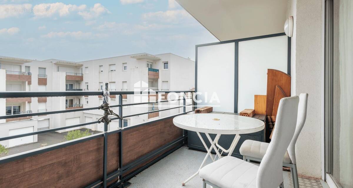 Appartement à MORIERES-LES-AVIGNON