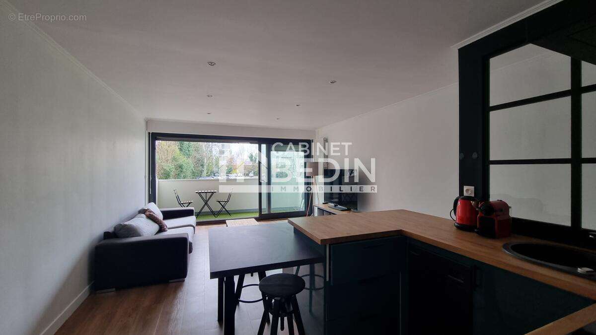 Appartement à LE BOUSCAT