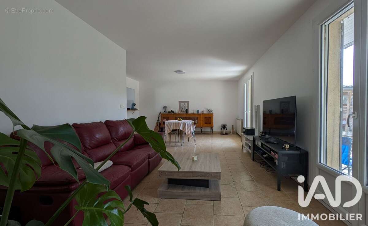 Maison 94 m² à Romans-Sur-Isere  - photo 9