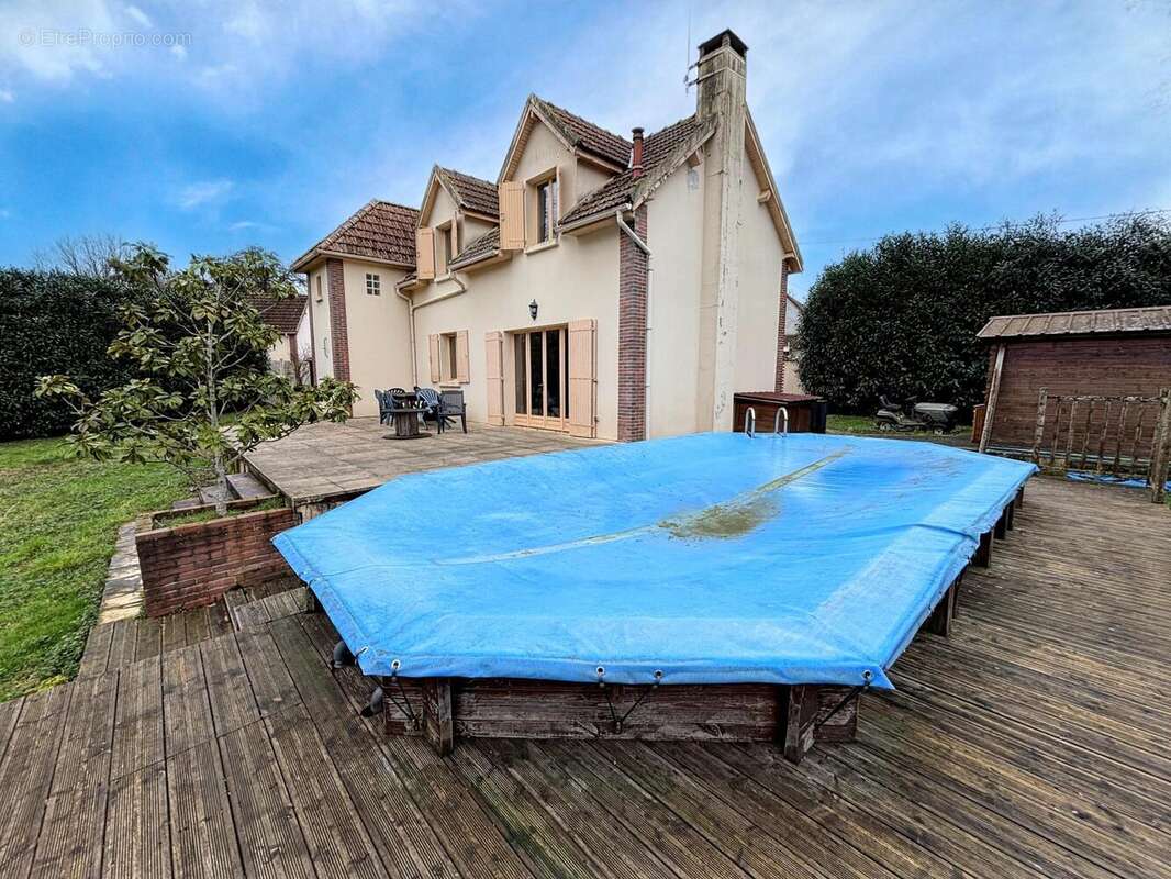 Photo 2 - Maison à CHAMBEUGLE