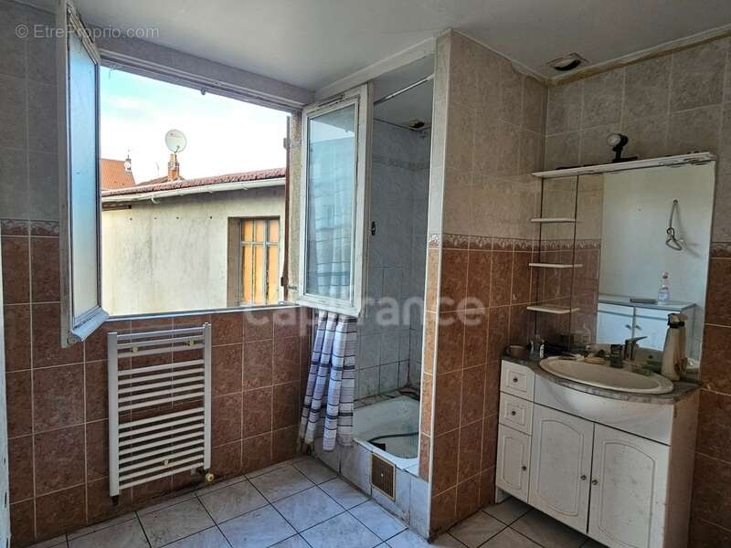 Maison à MERY-SUR-OISE