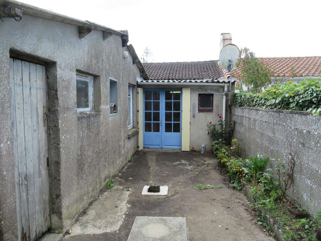 Maison à BOUIN