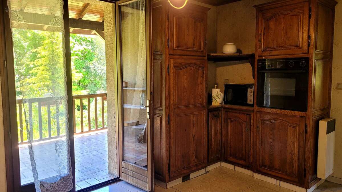 Maison de 3 chambres sur sous-sol intégral à Montaigu de Quercy - photo 8