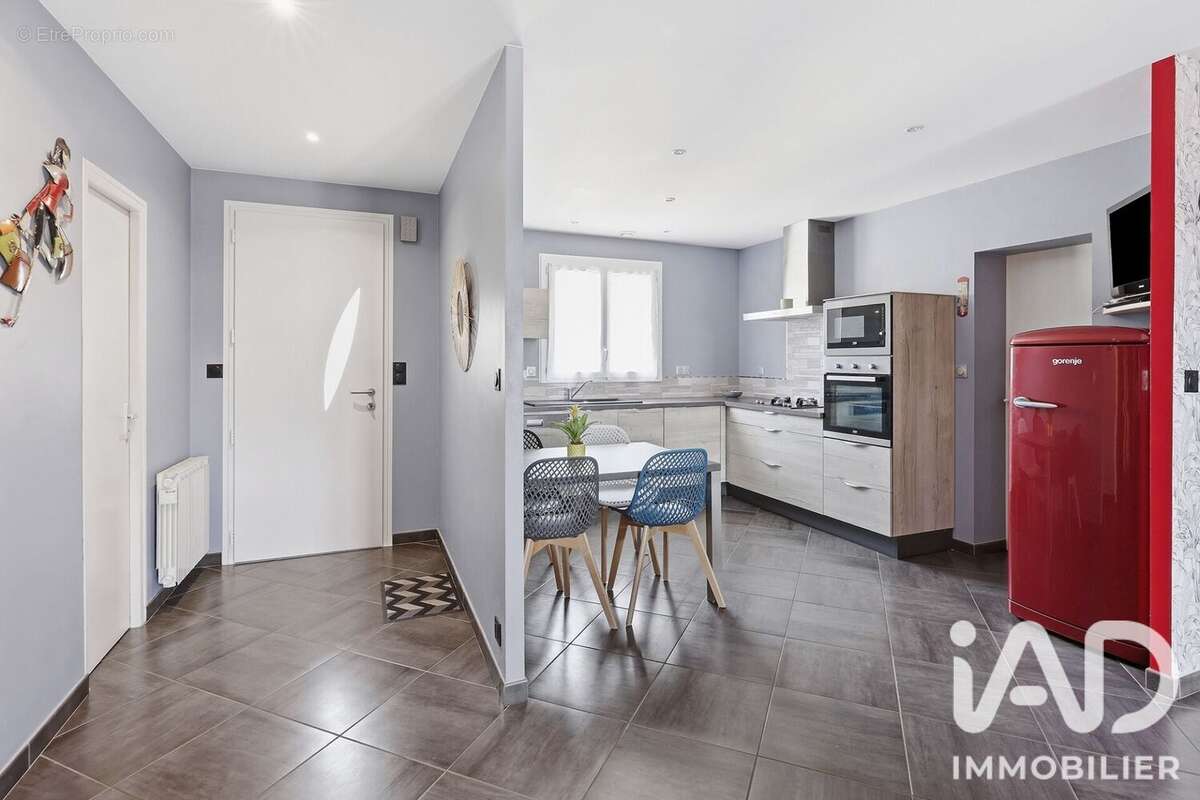 Maison 125 m² à Saint-Hilaire-De-Clisson  - photo 3
