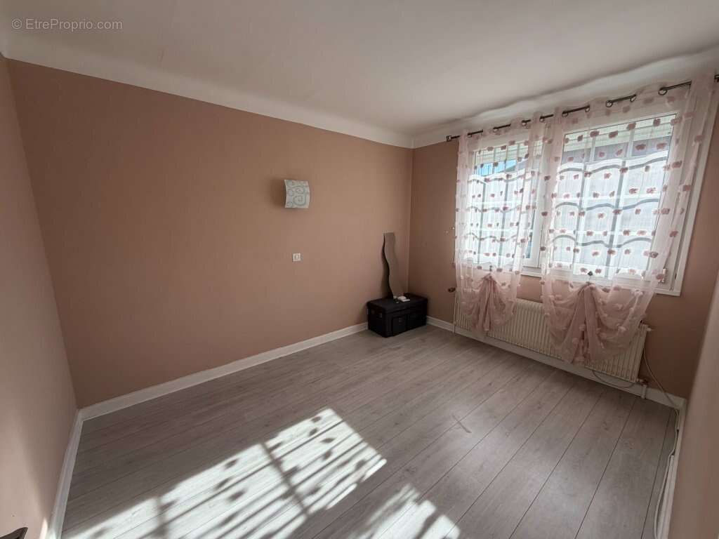 Maison à LE CREUSOT