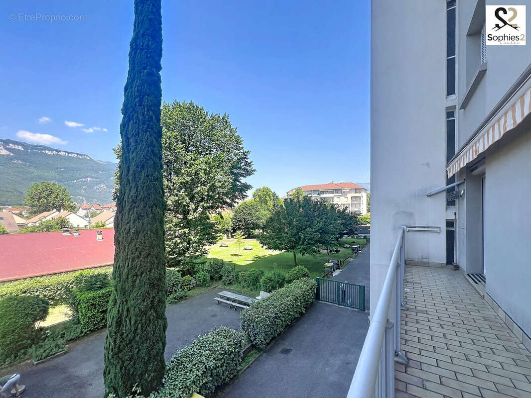 Appartement à SEYSSINET-PARISET