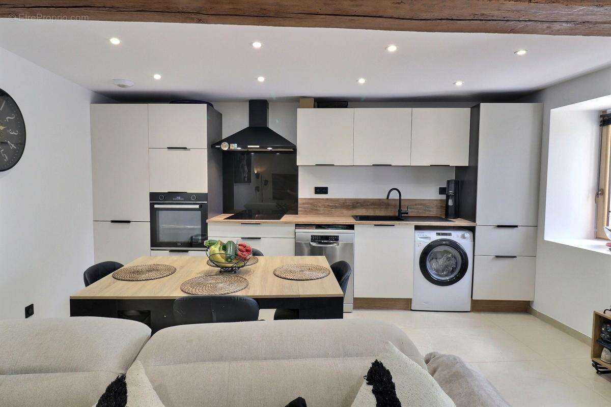 Maison à MASSIEU