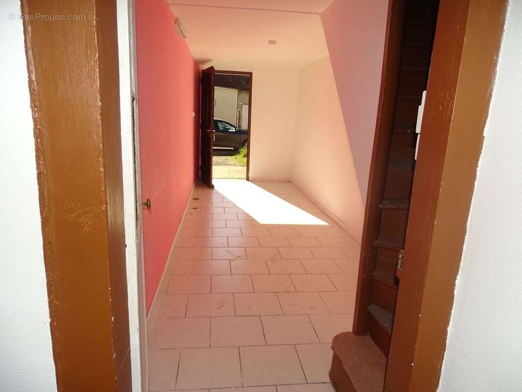 Maison à LE CHATELET