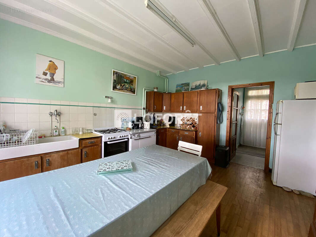 Maison  avec corps de ferme Ploëzal 5 pièce(s) 110 m2 - photo 4