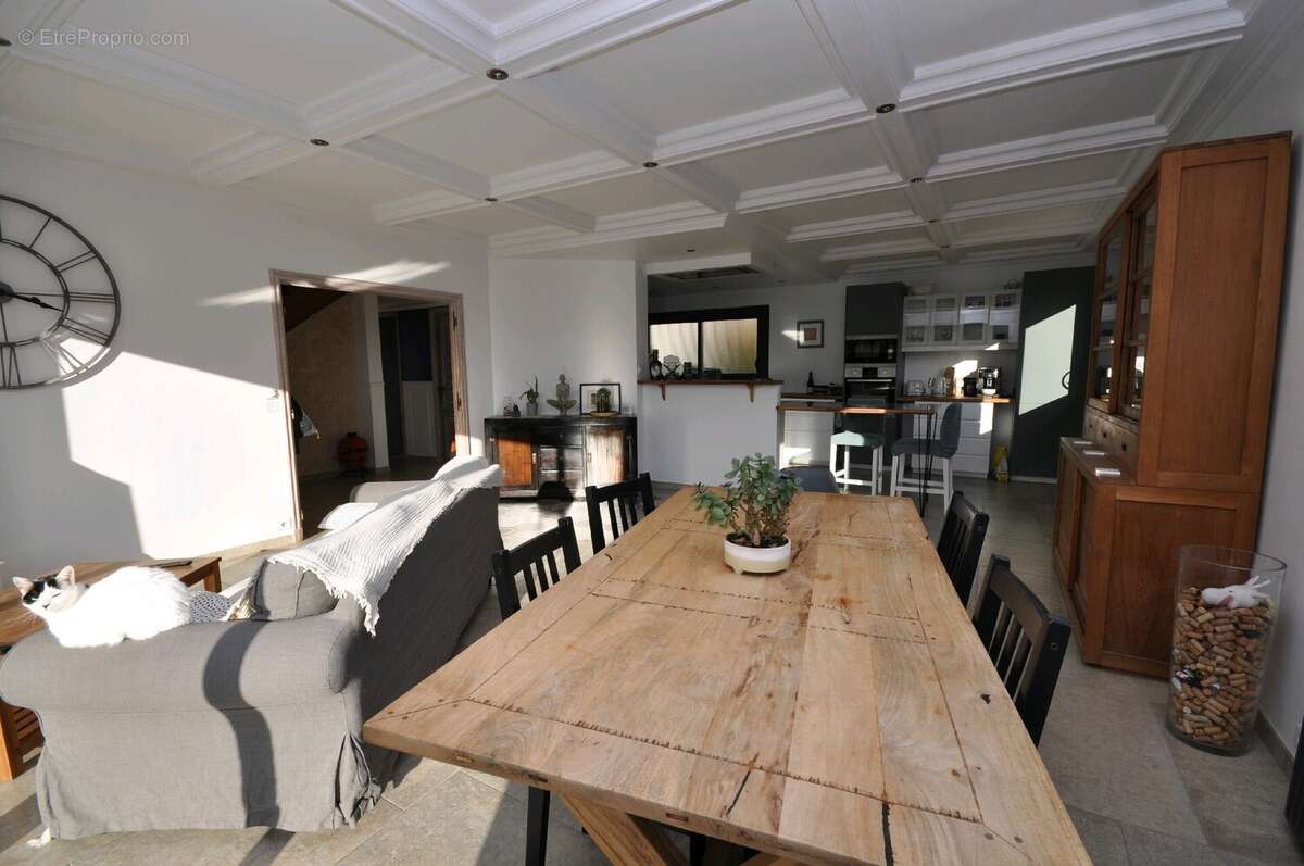 Maison à BRUYERES-LE-CHATEL