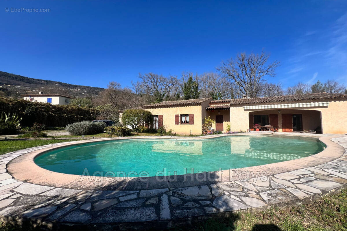 Maison à PEYMEINADE