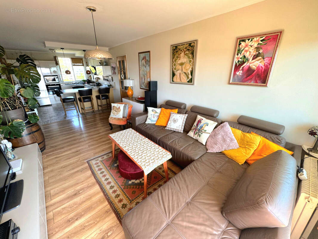 Appartement à MARSEILLE-9E