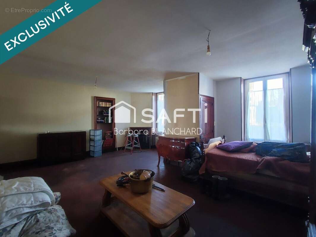 Photo 3 - Maison à MYENNES