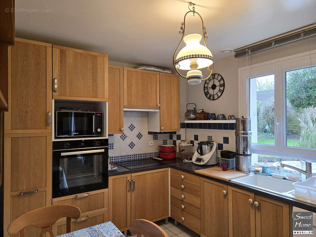 Maison à MAGNY-LES-HAMEAUX