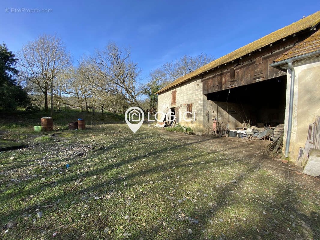 Maison à AURIONS-IDERNES