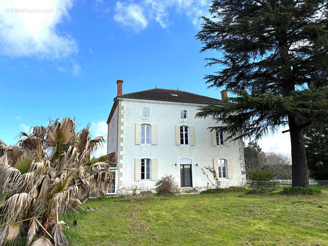 Maison à BIAS