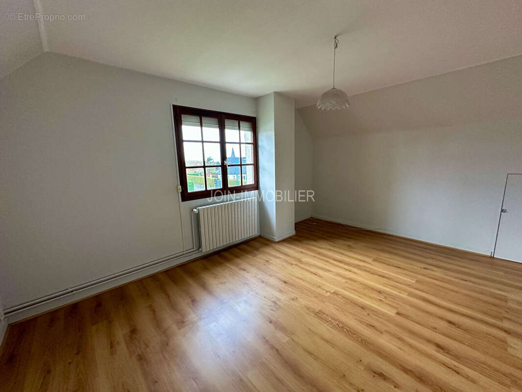 Maison à BRACQUEMONT