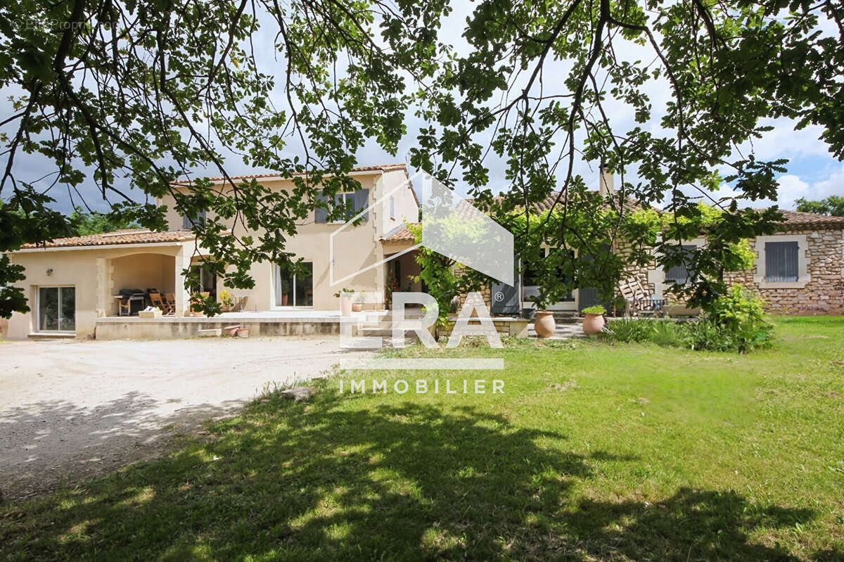 Maison 250m² à eyragues - photo 8