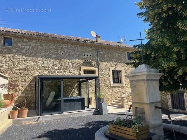 Maison à SAINT-PAULET-DE-CAISSON