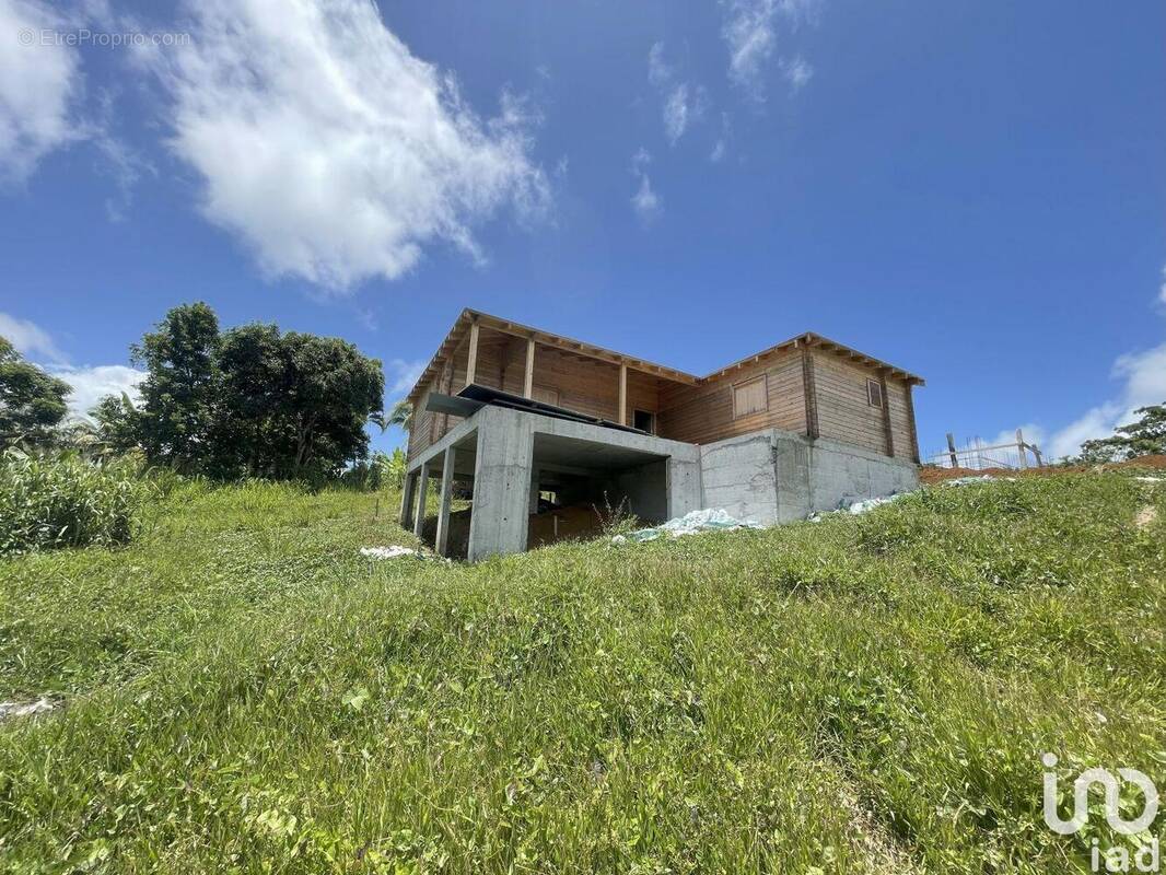 Photo 1 - Maison à PETIT-BOURG