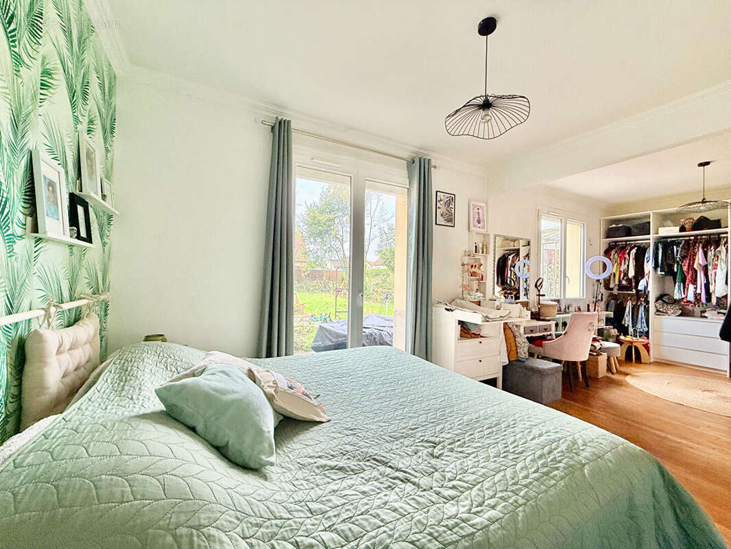 Maison à VILLECRESNES