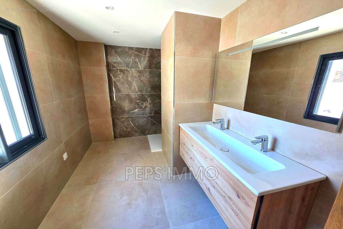 Maison 175 m² à Carry-Le-Rouet  - photo 6